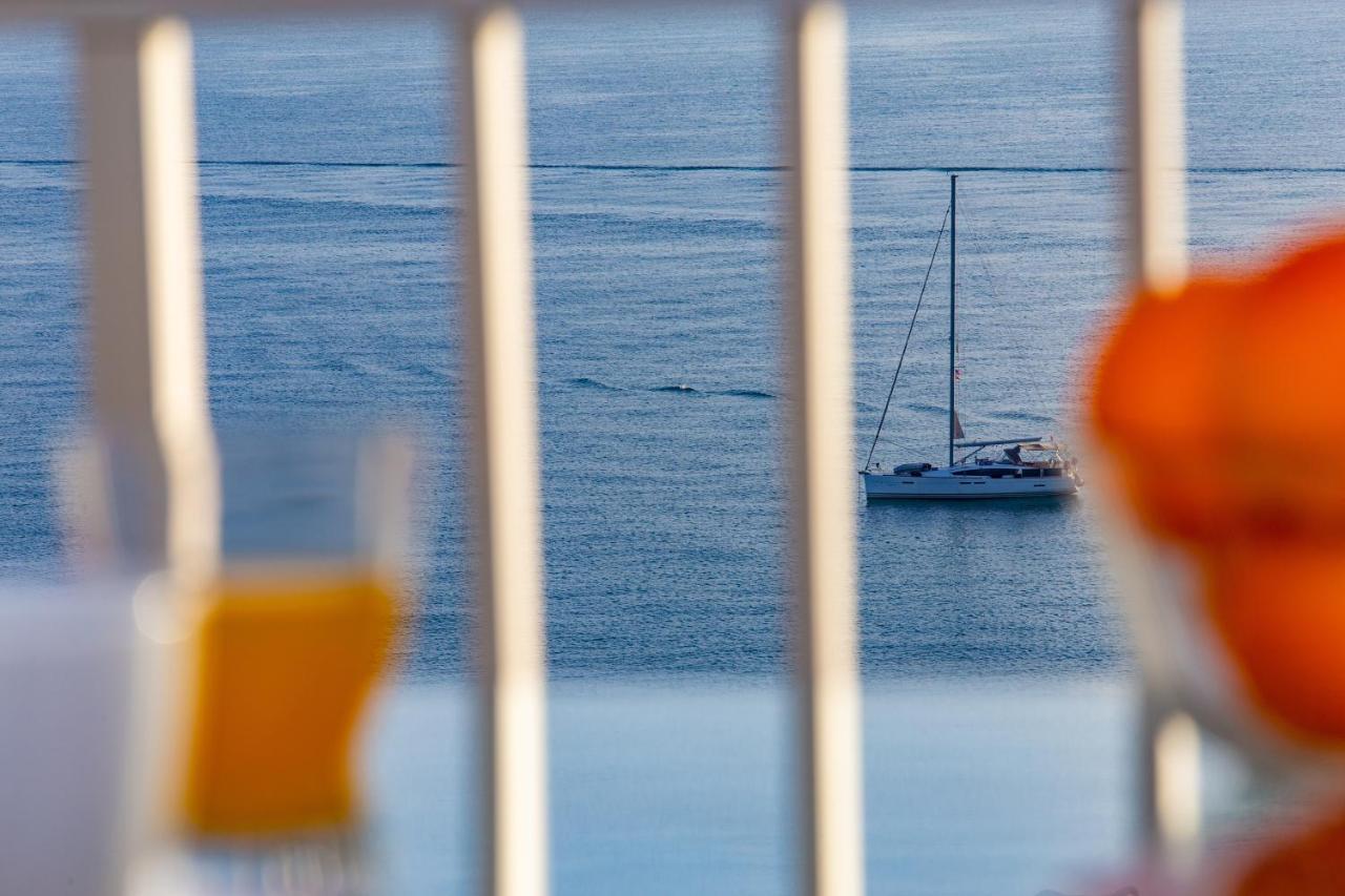 Panoramic Sea Views Apartment *