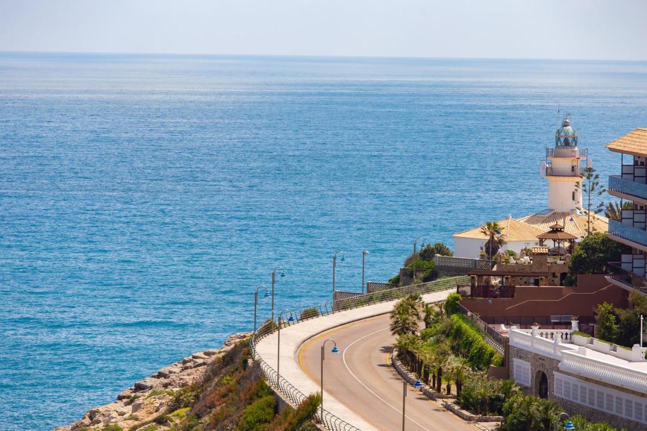 Panoramic Sea Views